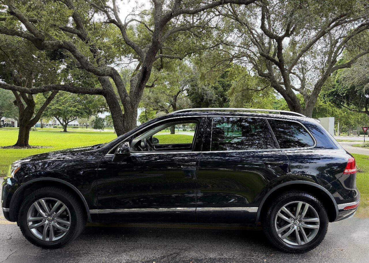 2016 Volkswagen Touareg, photo 6