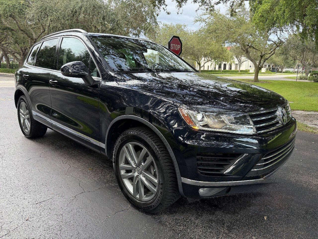 2016 Volkswagen Touareg, photo 2