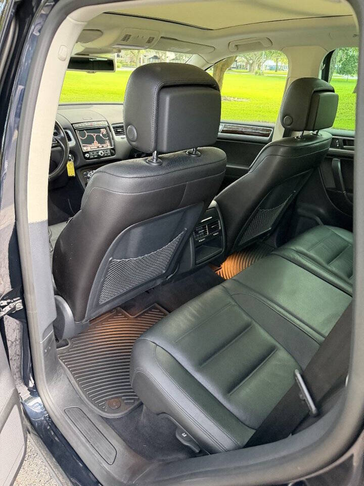2016 Volkswagen Touareg, photo 18