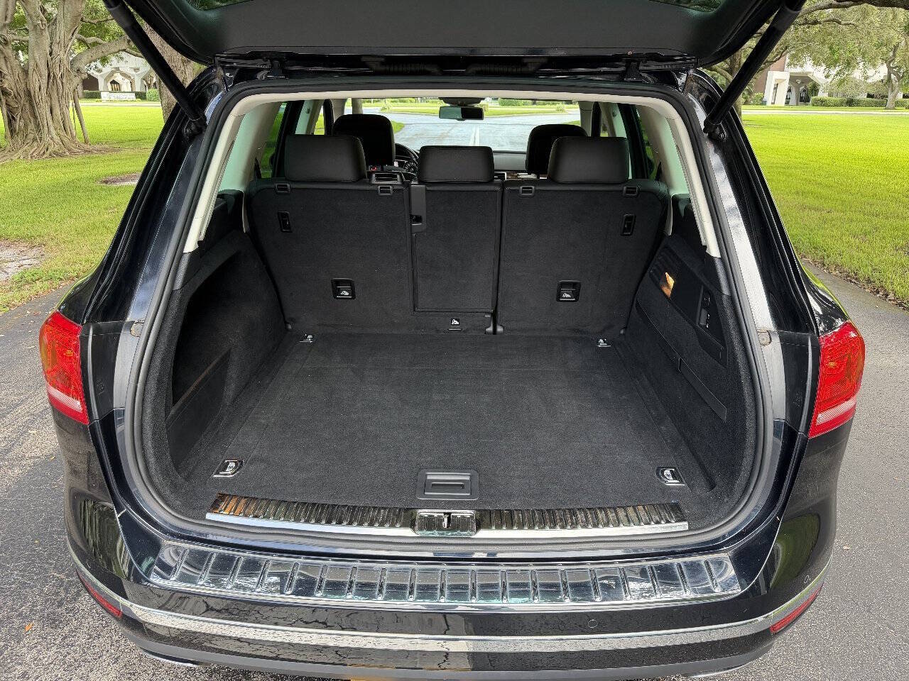 2016 Volkswagen Touareg, photo 19