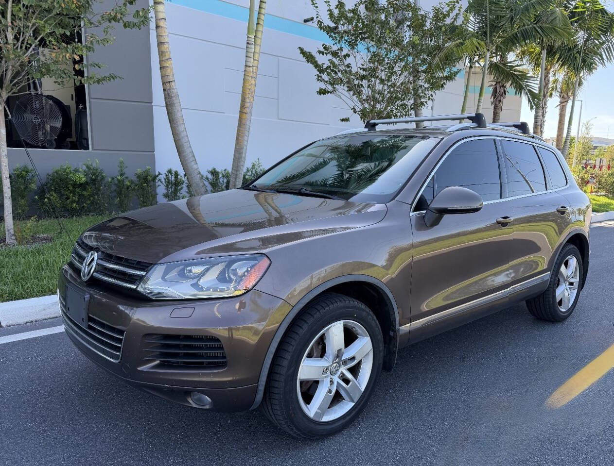 2012 Volkswagen Touareg, photo 2