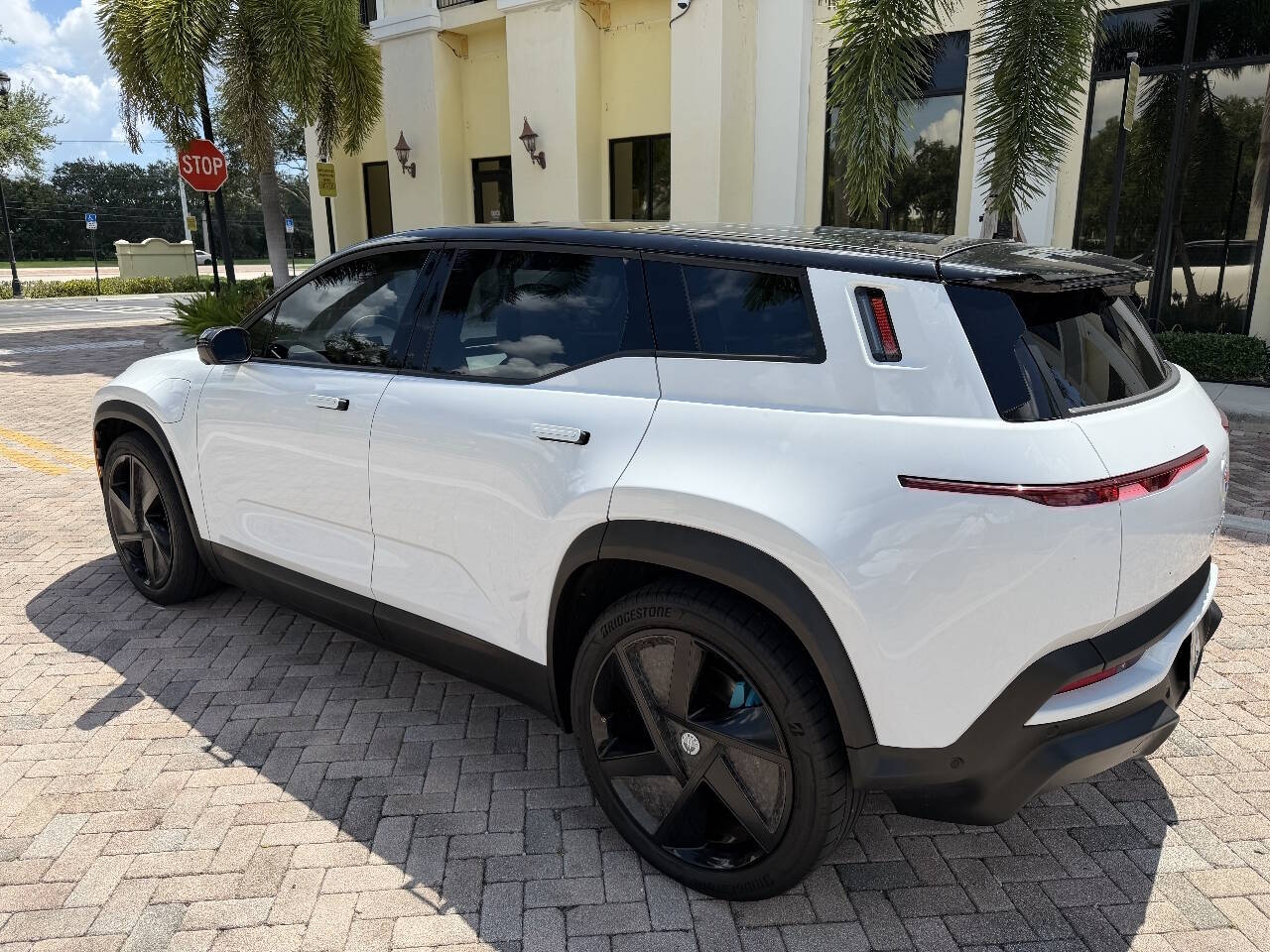 2023 Fisker Ocean, photo 6