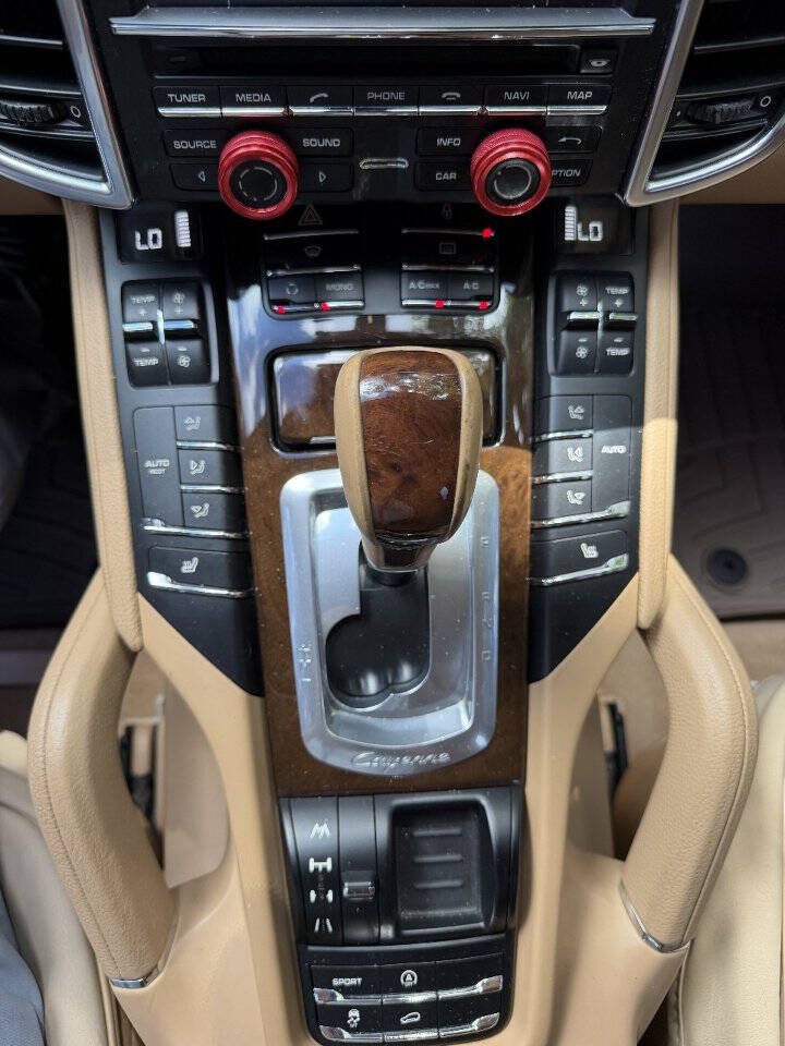 2012 Porsche Cayenne, photo 16