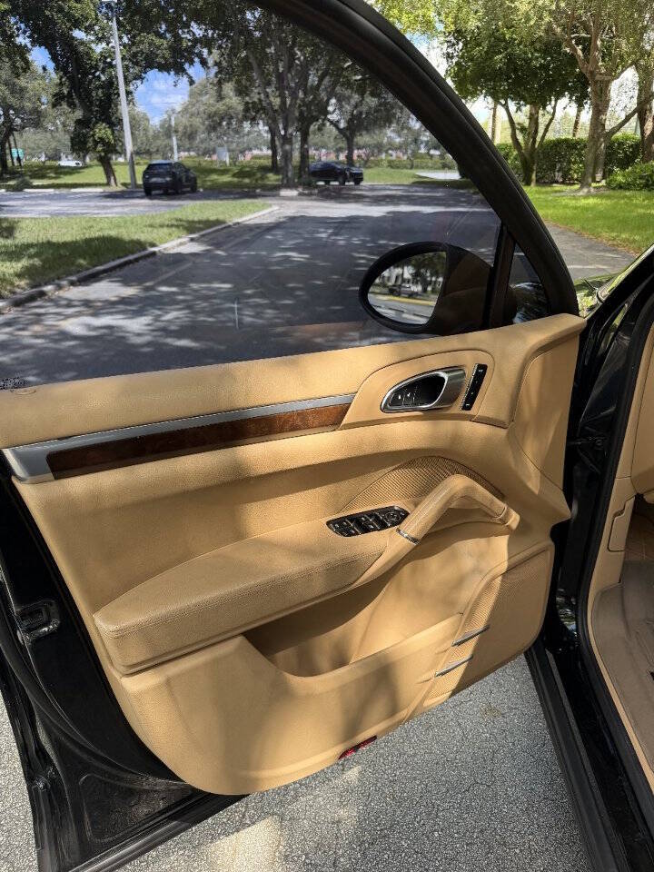 2012 Porsche Cayenne, photo 12