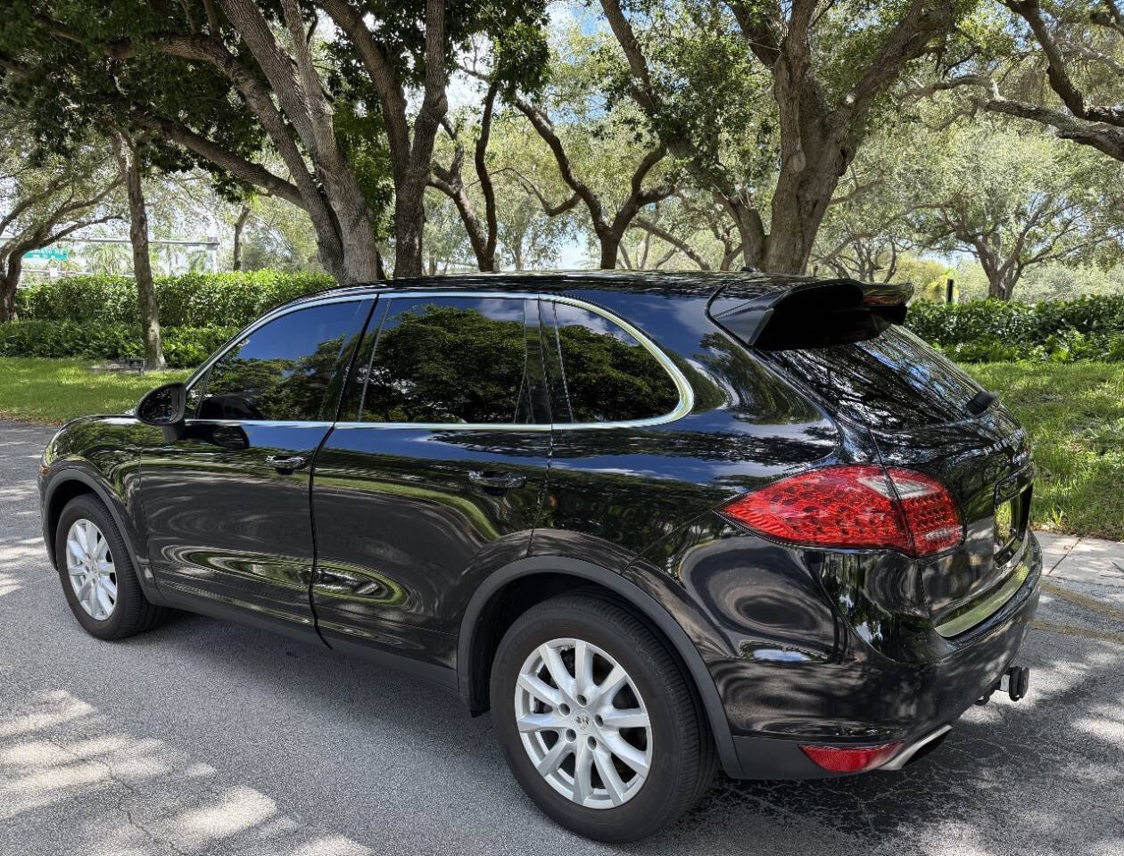 2012 Porsche Cayenne, photo 3
