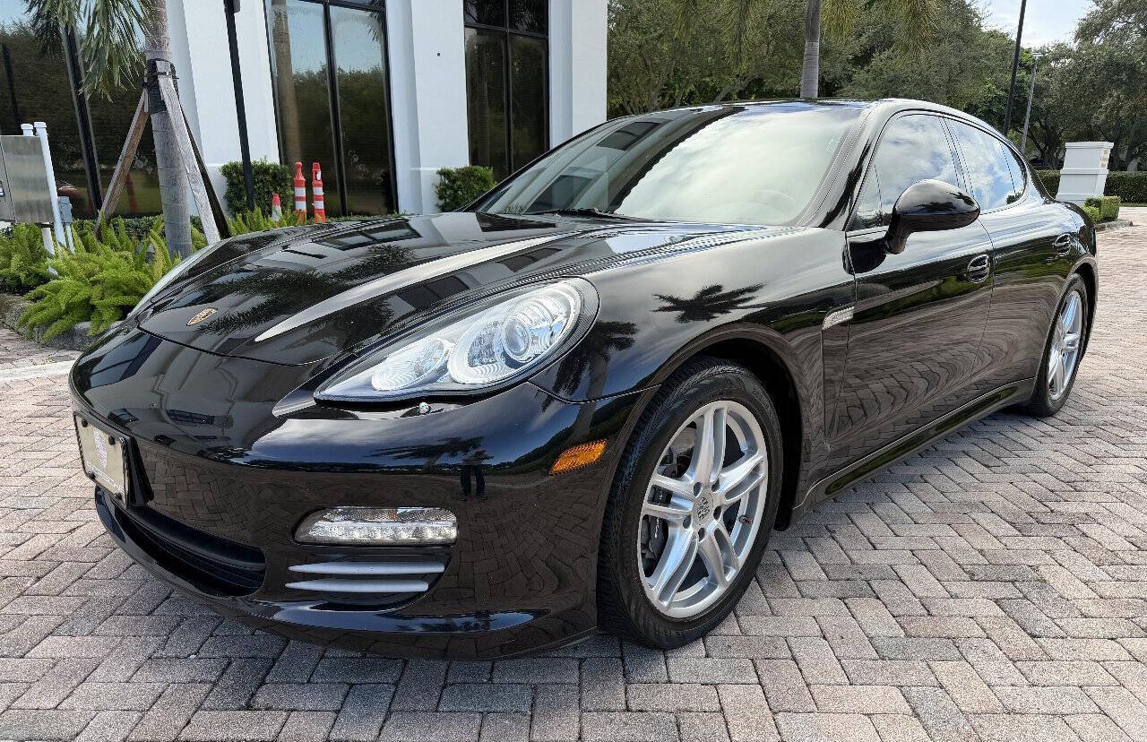 2012 Porsche Panamera, photo 1