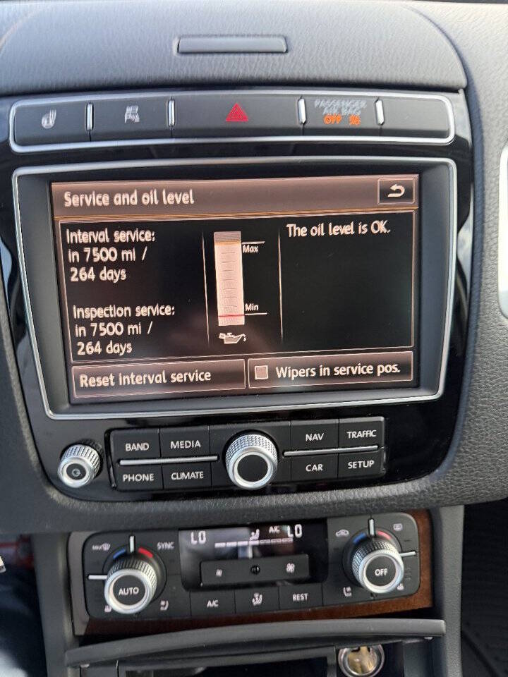 2016 Volkswagen Touareg, photo 15