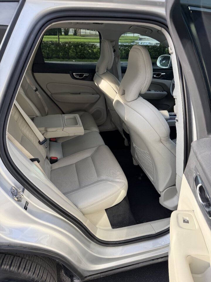 2019 Volvo XC60, photo 16