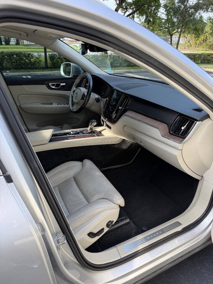 2019 Volvo XC60, photo 14
