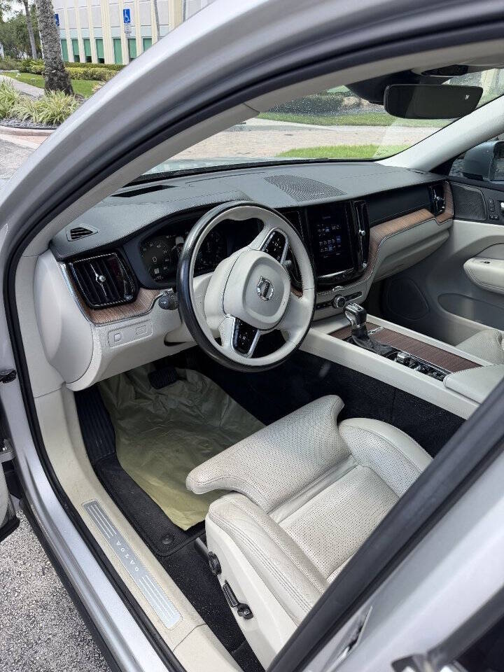 2016 Volvo XC90, photo 9