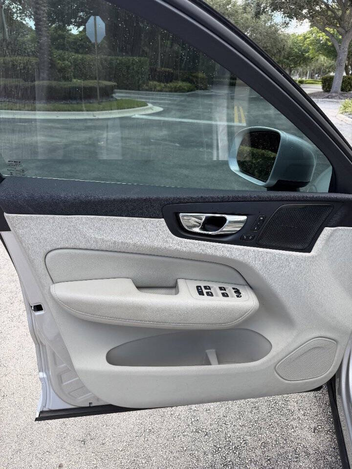 2016 Volvo XC90, photo 16