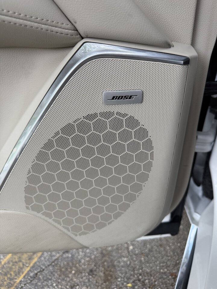 2018 Cadillac Escalade ESV, photo 16