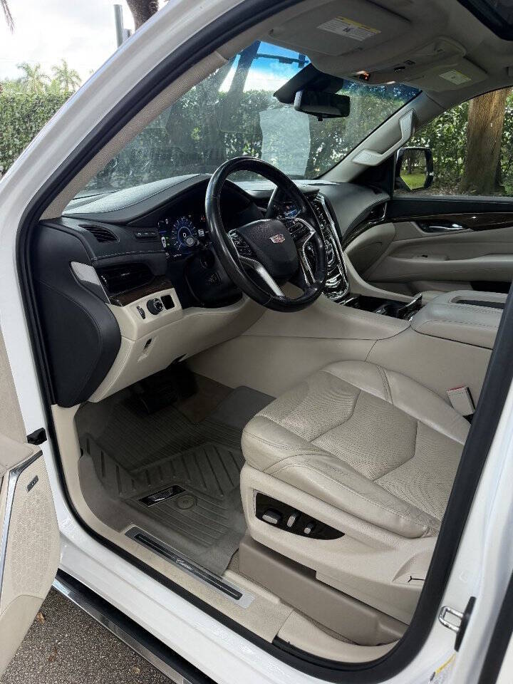 2018 Cadillac Escalade ESV, photo 13