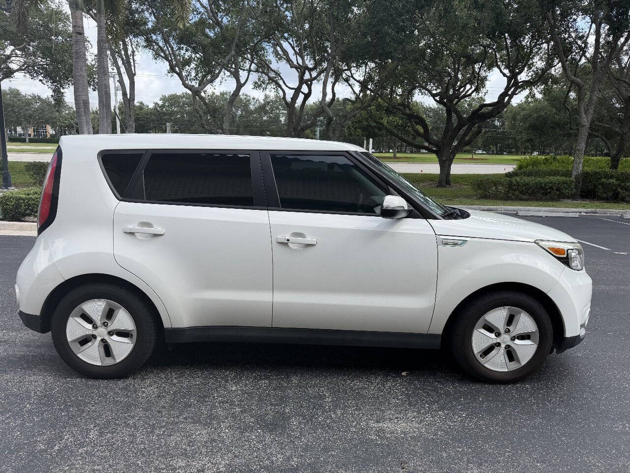2016 Kia Soul EV, photo 4